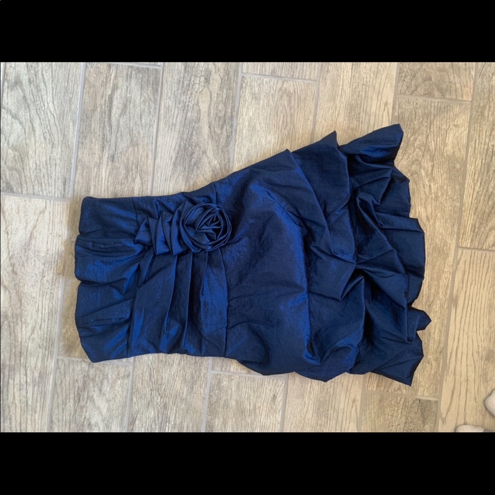 Blue dress